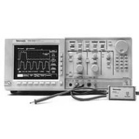 Tektronix TDS820 2 Channel 6 GHz Digital Storage Oscilloscope
