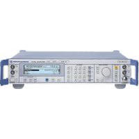 Rohde & Schwarz SMR20 Microwave Signal Generator, 10 MHz to 20 GHz
