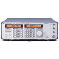 Rohde & Schwarz SMY02 RF Signal Generator, 9 kHz to 2080 MHz