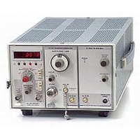 Tektronix TR502 Tracking Generator